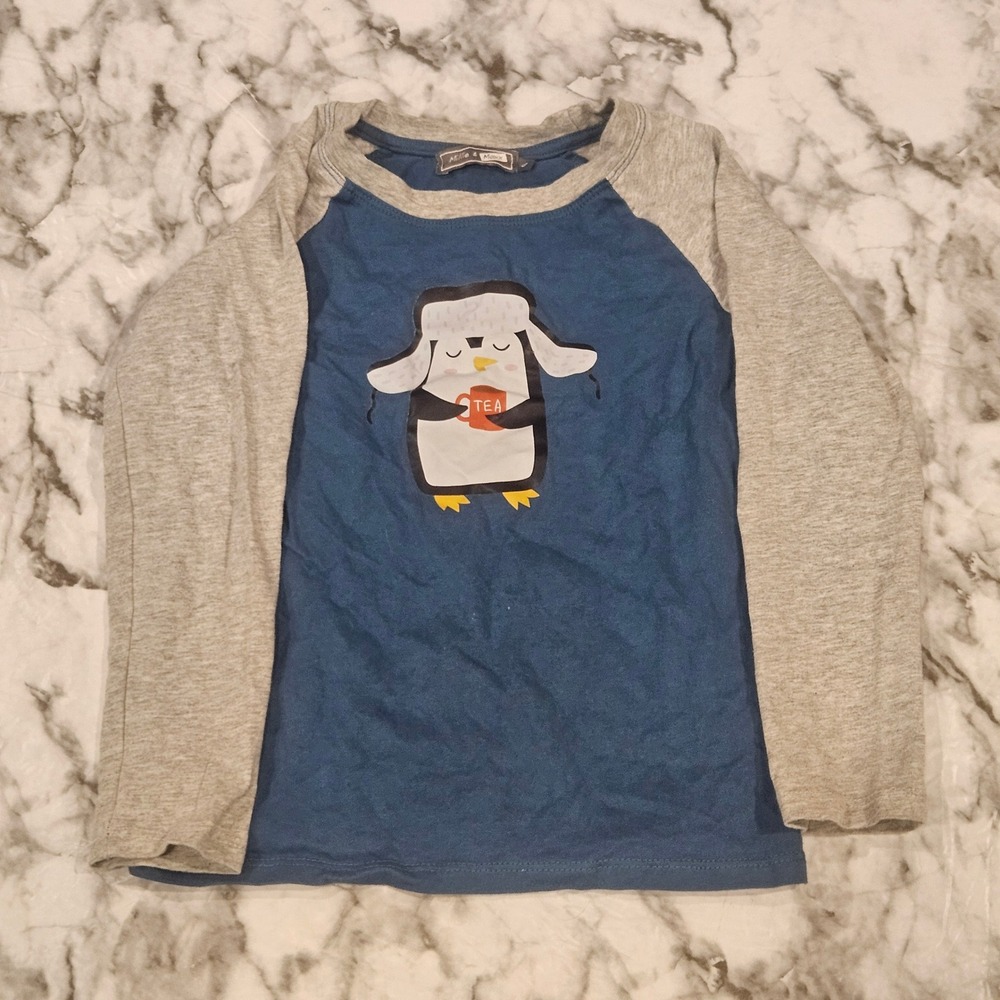 Millie & Maxx Kids Long‎ Sleeve Penguin Tea Raglan Shirt Size 4